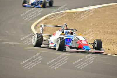 media/Jan-26-2025-CalClub SCCA (Sun) [[cfcea7df88]]/Group 2/Race/